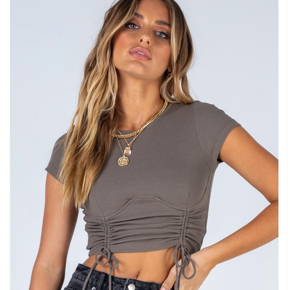 Princess Polly Crop Top in Khaki